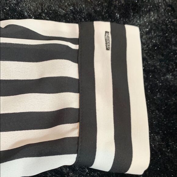 Women’s Alfani Vertical Striped Black and White Blouse Size 4 - Picture 13 of 13